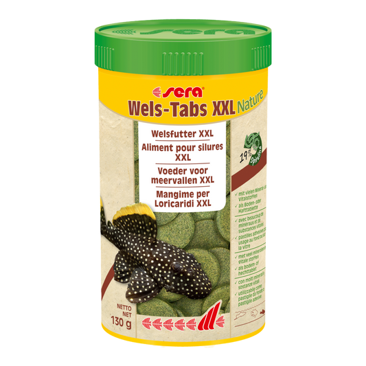 sera Wels-Tabs XXL Nature ist das Hauptfutter ohne Farb- und Konservierungsstoffe für größere Welse (z. B. Plecos) und andere Bodenfische. Die großen Tabs können auch an die Aquarienscheibe geheftet werden.